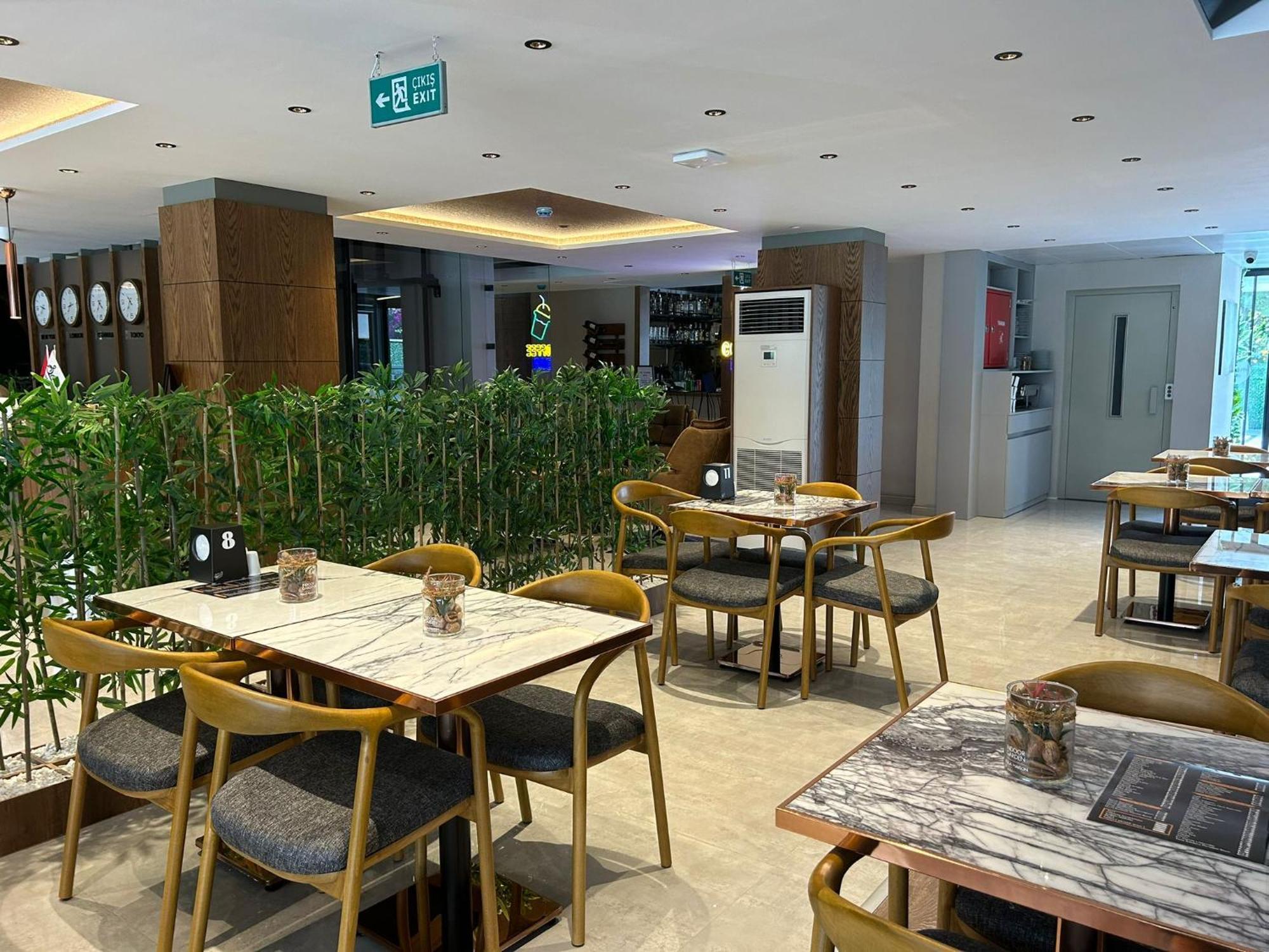 Sam Hotel Antalia Esterno foto